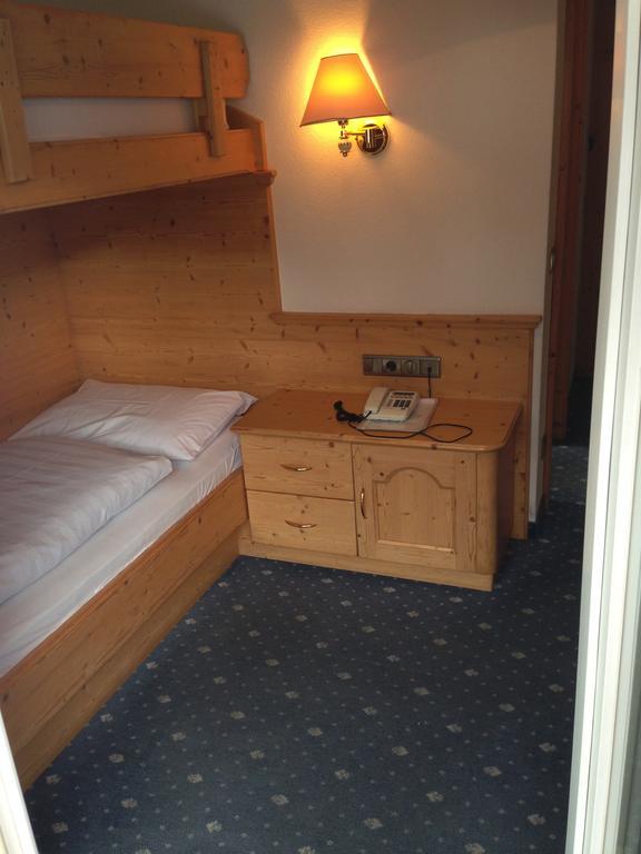 Hotel Silvana Selva di Val Gardena Habitación foto